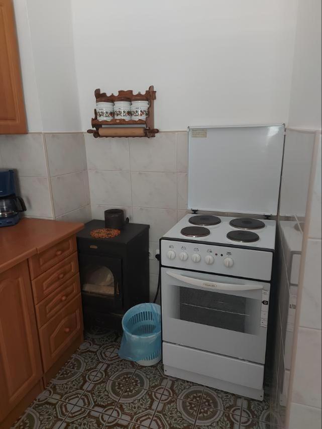 Apartmani Vesna Pag Town Zewnętrze zdjęcie